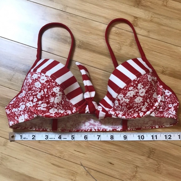 Burberry Bikini Top Size Small - Picture 5 of 5